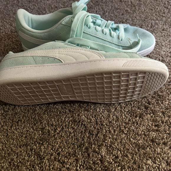 Puma Suede Clyde Sneakers size 8 - Picture 4 of 4